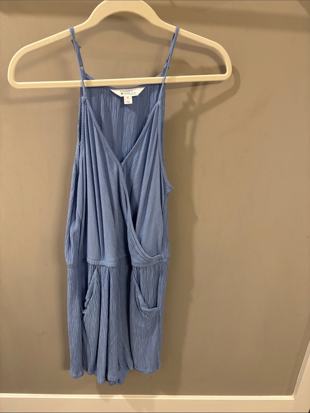Market & Spruce Soft Periwinkle V Neck Romper Size Medium